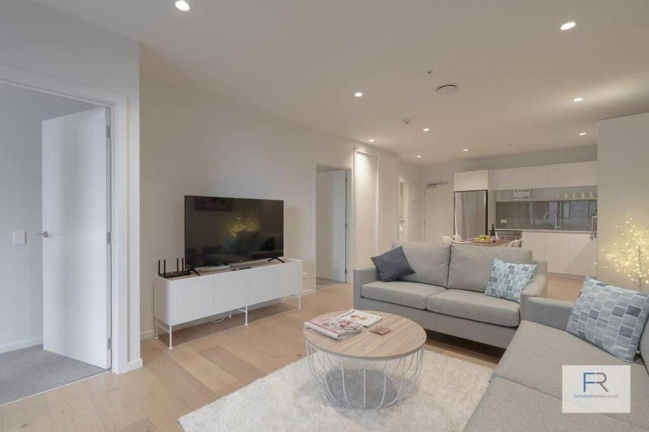 Fab With Garden By Furnished Apartment *